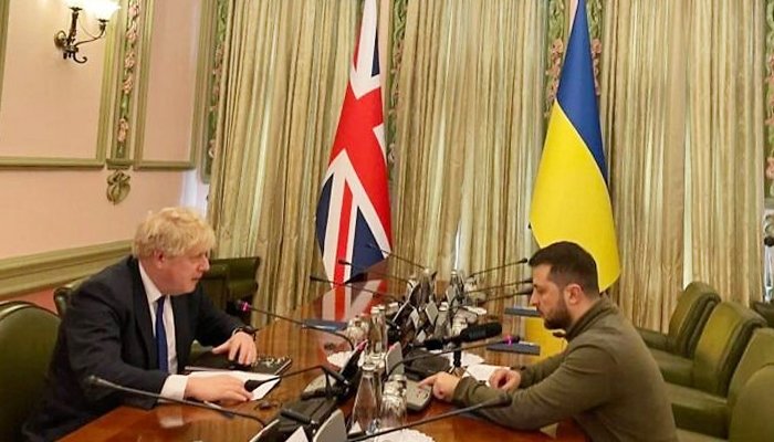 Nakipagpulong ang Punong Ministro ng Britanya na si Boris Johnson sa Pangulo ng Ukraine na si Volodymyr Zelensky sa Kyiv, noong Abril 9, 2022. — Ministri ng Panlabas ng Ukraine